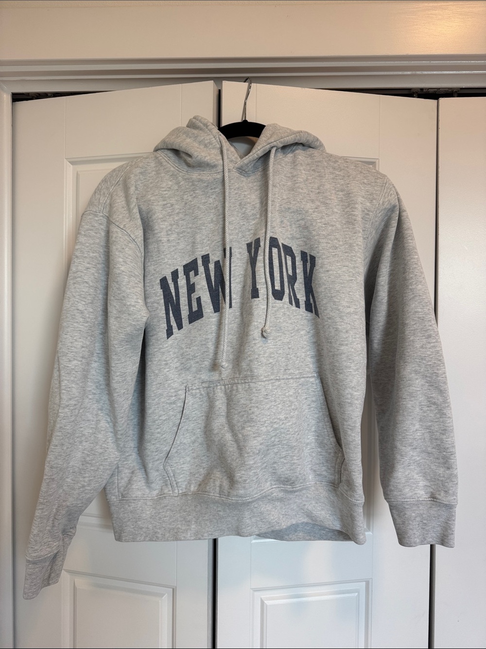 Brandy Melville Gray "New York" Hooded Sweatshirt Casual Pullover